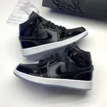 کفش نایک ایر جردن وان ساقدار ورنی اسپیس جم مشکی سفید  Nike Air Jordan 1 High Space Jam Black White