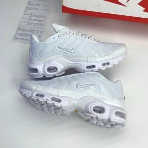 کفش نایک ایر مکس پلاس تی ان سفید Nike Air Max Plus TN White کفش نایک ایر مکس پلاس تی ان سفید Nike Air Max Plus TN White