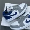 کفش نایک ایر جردن وان لو ترو بلو | Nike Air Jordan 1 Low True Blue کفش نایک ایر جردن وان لو ترو بلو | Nike Air Jordan 1 Low True Blue - تصویر 4