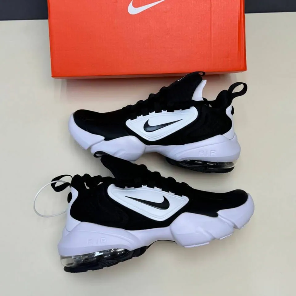 کفش نایک رانینگ ایر مکس ساواج مشکی سفید Nike Air Max Savage Black White کفش نایک رانینگ ایر مکس ساواج مشکی سفید Nike Air Max Savage Black White - تصویر 3