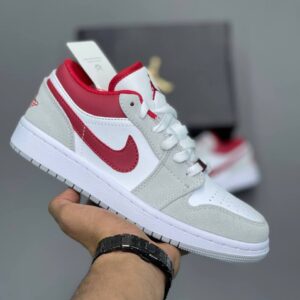 photo_3_2026-07-15_18-34-08 (1) کفش نایک ایر جردن وان اس ای طوسی قرمز Nike Air Jordan 1 SE GREY Red
