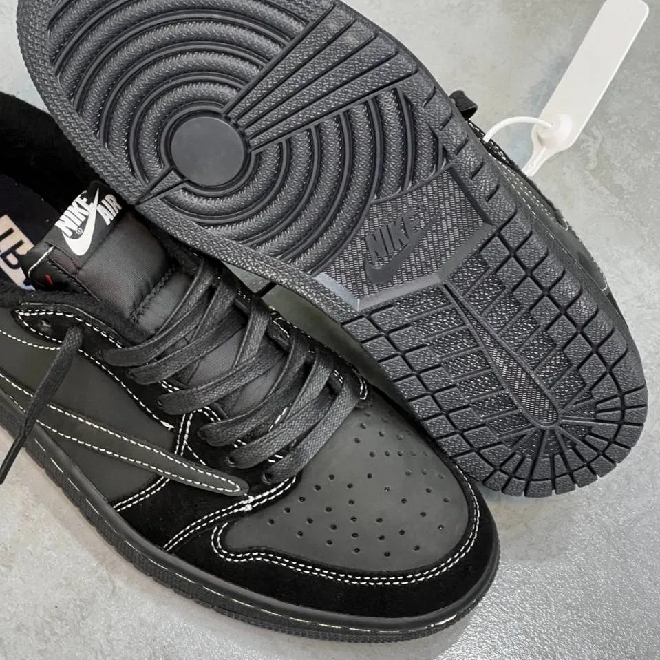 کفش نایک ایر جردن وان لو تراویس اسکات بلک فانتوم Nike Air Jordan 1 Low Travis Scott Black Phantom - تصویر 5