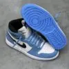 کفش نایک ایر جردن وان ساقدار یونیورسیتی آبی Nike Air Jordan 1 High University Blue کفش نایک ایر جردن وان ساقدار یونیورسیتی آبی Nike Air Jordan 1 High University Blue - تصویر 5