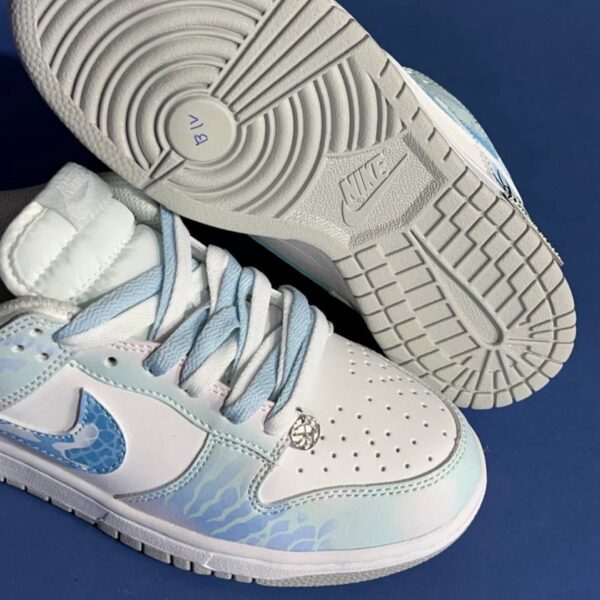 کفش نایک اس بی دانک لو ماری Nike SB Dunk Low Mari کفش نایک اس بی دانک لو ماری Nike SB Dunk Low Mari
