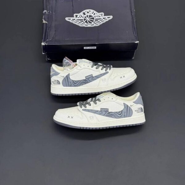 کفش نایک ایر جردن وان لو تراویس اسکات نورث فیس Nike Air Jordan 1 Low Travis Scott North Face کفش نایک ایر جردن وان لو تراویس اسکات نورث فیس Nike Air Jordan 1 Low Travis Scott North Face