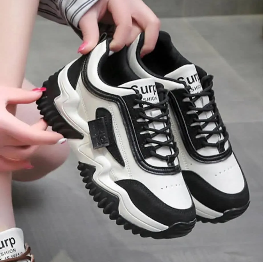 کتونی لژدار زنانه سفید مشکی فشن Women’s White Black Platform Fashion Sneakers کتونی لژدار زنانه سفید مشکی فشن Women’s White Black Platform Fashion Sneakers - تصویر 2