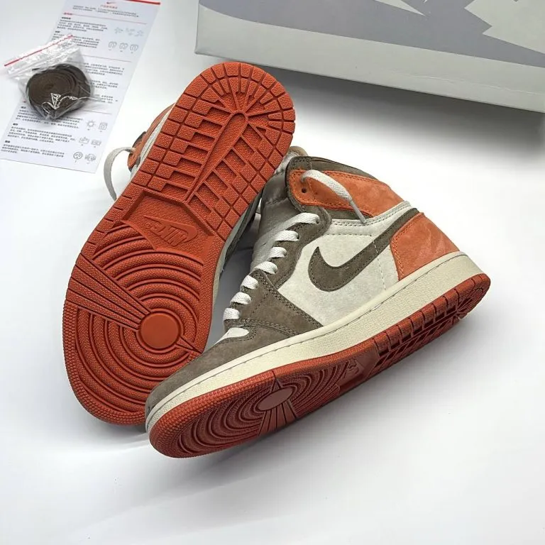 کفش نایک ایر جردن وان ساقدار داست کلای Nike Air Jordan 1 High Dust Clay کفش نایک ایر جردن وان ساقدار داست کلای Nike Air Jordan 1 High Dust Clay - تصویر 2