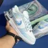 کفش نایک اس بی دانک لو ماری Nike SB Dunk Low Mari کفش نایک اس بی دانک لو ماری Nike SB Dunk Low Mari - تصویر 2