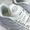کفش نایک ایر مکس پلاس تی ان سفید Nike Air Max Plus TN White کفش نایک ایر مکس پلاس تی ان سفید Nike Air Max Plus TN White - تصویر 3
