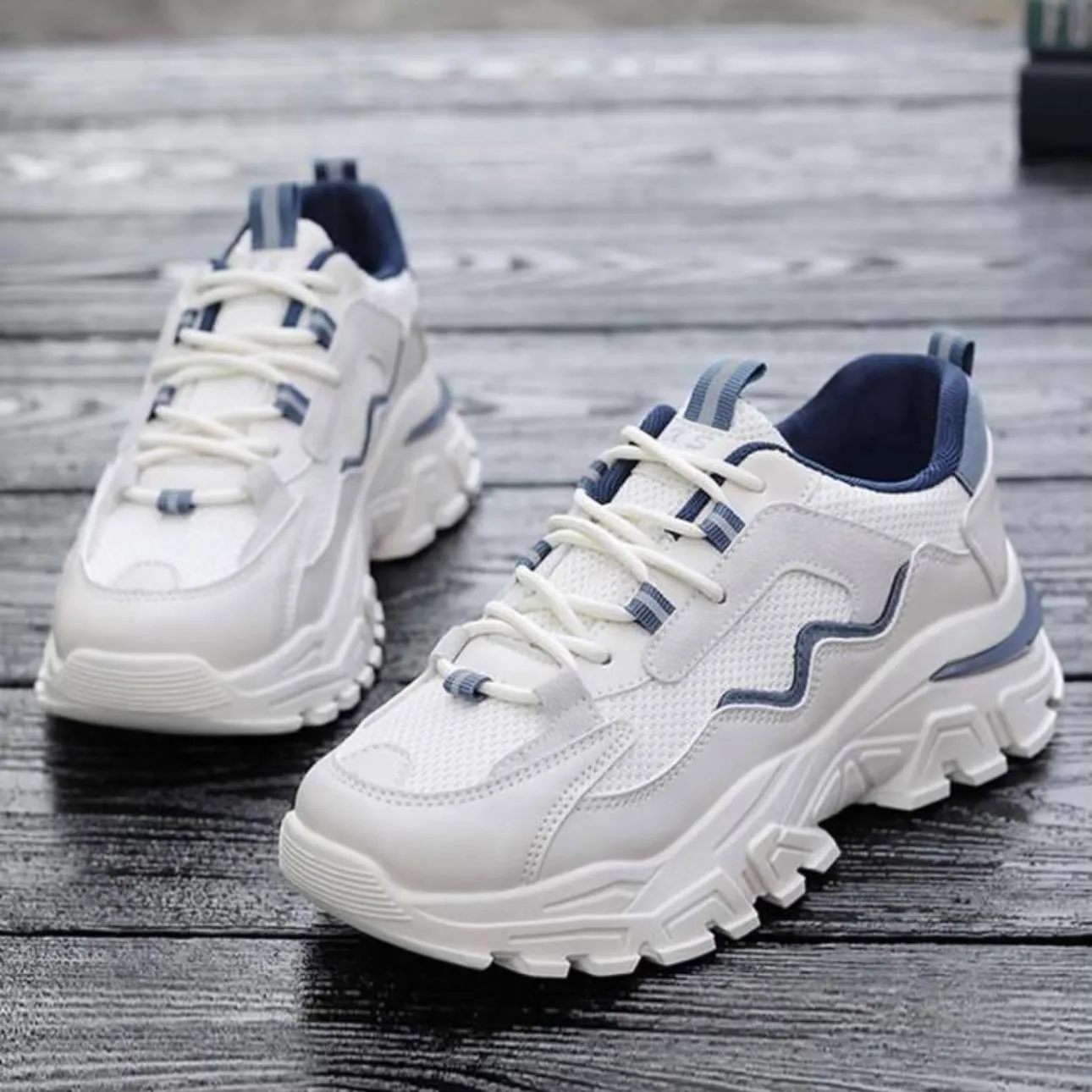 کتونی اسپرت لژدار زنانه طبی موج سفید آبی Women’s Platform Orthopedic Wave White Blue Sneakers کتونی اسپرت لژدار زنانه طبی موج سفید آبی Women’s Platform Orthopedic Wave White Blue Sneakers - تصویر 4