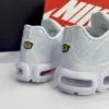 کفش نایک ایر مکس پلاس تی ان سفید Nike Air Max Plus TN White کفش نایک ایر مکس پلاس تی ان سفید Nike Air Max Plus TN White - تصویر 5