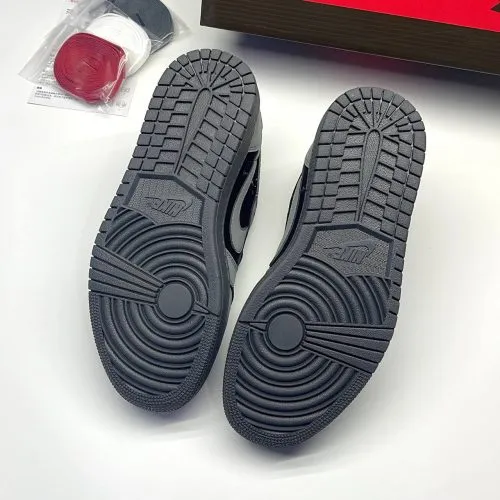 کفش نایک ایر جردن وان لو تراویس اسکات مشکی طوسی Nike Air Jordan 1 Low Travis Scott Black Gray - تصویر 4