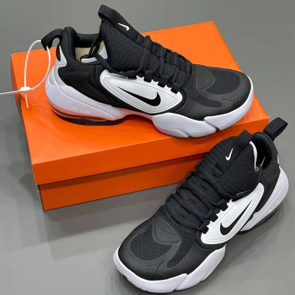 کفش نایک ایر مکس آلفا ساویج مشکی سفید Nike Air Max Alpha Savage Black White کفش نایک ایر مکس آلفا ساویج مشکی سفید Nike Air Max Alpha Savage Black White - تصویر 2
