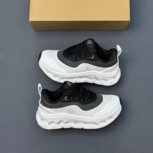 کفش آن رانینگ کلودتیلت سفید مشکی On Running QC Loewe Cloudtilt White Black کفش آن رانینگ کلودتیلت سفید مشکی On Running QC Loewe Cloudtilt White Black