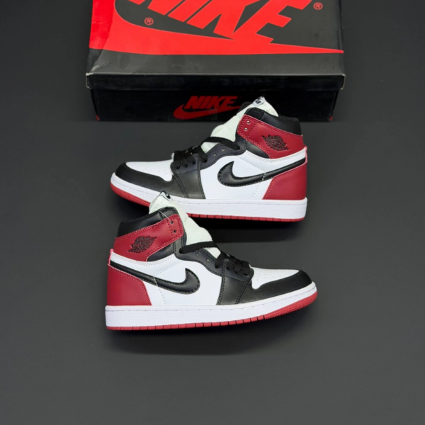 کفش نایک ایر جردن وان ساقدار رترو مشکی قرمز Nike Air Jordan 1 Retro High Black Red کفش نایک ایر جردن وان ساقدار رترو مشکی قرمز Nike Air Jordan 1 Retro High Black Red