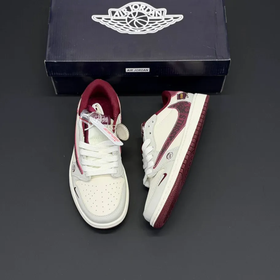 کفش ایر جردن وان لو تراویس اسکات استوسی Nike Air Jordan 1 Low Travis Scott x Stussy - تصویر 2