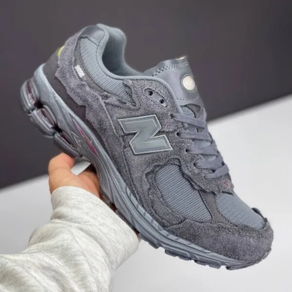 کفش نیوبالانس ۲۰۰۲R زغالی New Balance 2002R Charcoal کفش نیوبالانس ۲۰۰۲R زغالی New Balance 2002R Charcoal