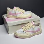 ایر جردن ۱ لو تراویس اسکات کرم ماسلین شای پینک Air Jordan 1 Low Travis Scott Muslin Shy Pink