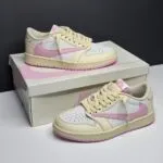 ایر جردن ۱ لو تراویس اسکات کرم ماسلین شای پینک Air Jordan 1 Low Travis Scott Muslin Shy Pink
