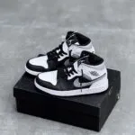 کفش نایک ایر جردن وان ساقدار شادوو Nike Air Jordan 1 High Shadow