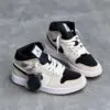 کفش نایک ایر جردن وان ساقدار کرم مشکی Nike Air Jordan 1 High Cream Black کفش نایک ایر جردن وان ساقدار کرم مشکی Nike Air Jordan 1 High Cream Black - تصویر 3