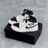 کفش نایک ایر جردن وان ساقدار کرم مشکی Nike Air Jordan 1 High Cream Black کفش نایک ایر جردن وان ساقدار کرم مشکی Nike Air Jordan 1 High Cream Black