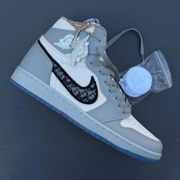 کفش نایک ایر جردن وان ساقدار دیور گری Nike Air Jordan 1 High Dior Grey