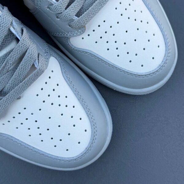 کفش نایک ایر جردن وان ساقدار دیور گری Nike Air Jordan 1 High Dior Grey