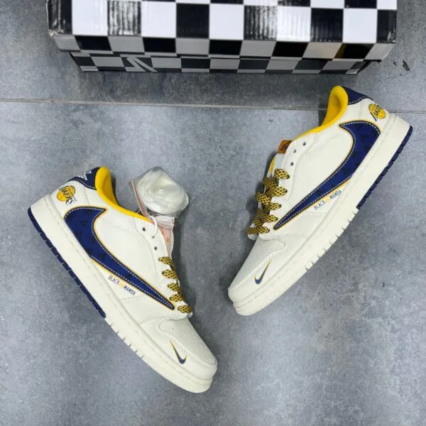 کفش نایک ایر جردن وان لو تراویس اسکات کوبی برایانت Nike Air Jordan 1 Low Travis Scott Kobe Bryant کفش نایک ایر جردن وان لو تراویس اسکات کوبی برایانت Nike Air Jordan 1 Low Travis Scott Kobe Bryant