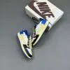کفش نایک ایر جردن وان لو تراویس فرگمنت Nike Air Jordan 1 Low Travis Scott Fragment کفش نایک ایر جردن وان لو تراویس فرگمنت Nike Air Jordan 1 Low Travis Scott Fragment - تصویر 6