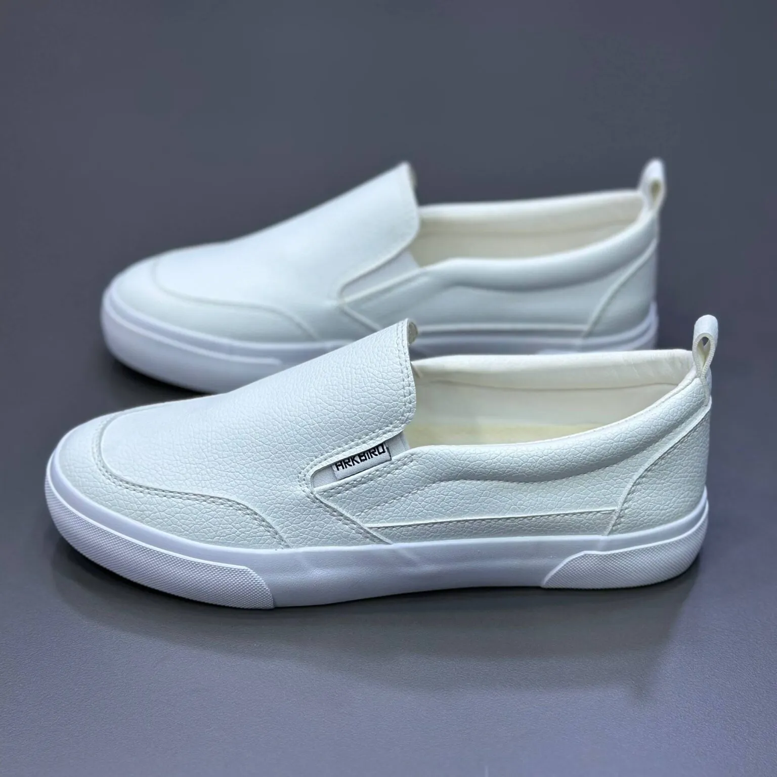 کتونی ونس بدون بند لژدار ارکبیرد Vans Slip-On Platform Arkbird Sneakers کتونی ونس بدون بند لژدار ارکبیرد Vans Slip-On Platform Arkbird Sneakers - تصویر 2