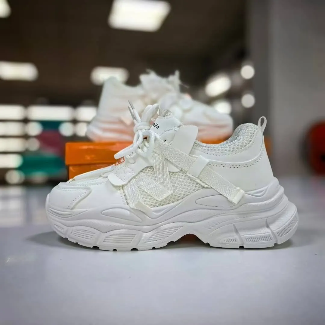کتونی اسپرت لژدار طبی زنانه مافیایی تمام سفید Women’s Mafia Style White Sneakers - تصویر 3