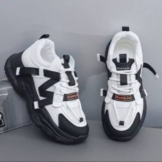 کتونی اسپرت لژدار طبی زنانه مافیایی مشکی سفید Women’s Mafia Style Black White
