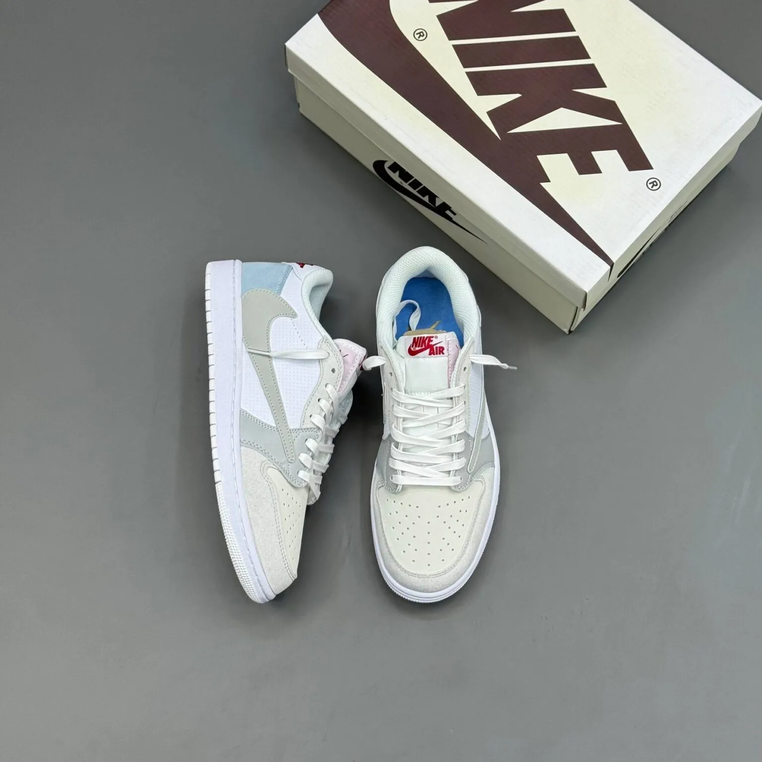 کفش نایک ایر جردن وان لو تراویس اسکات پاریس Nike Air Jordan 1 Low Travis Scott Paris کفش نایک ایر جردن وان لو تراویس اسکات پاریس Nike Air Jordan 1 Low Travis Scott Paris - تصویر 6