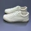کتونی ونس ارکبیرد زنانه ساده Vans Sneakers کتونی ونس ارکبیرد زنانه ساده Vans Sneakers - تصویر 4