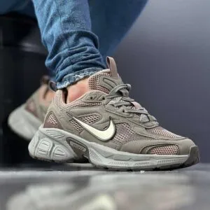 کتونی نایک v5k شکلاتی- Nike v5k RUN