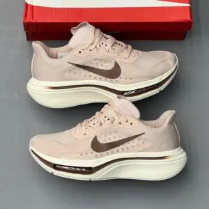 نایک پگاسوس پلاس صورتی کرم قهوهای Nike Pegasus Plus 2 نایک پگاسوس پلاس صورتی کرم قهوهای Nike Pegasus Plus 2