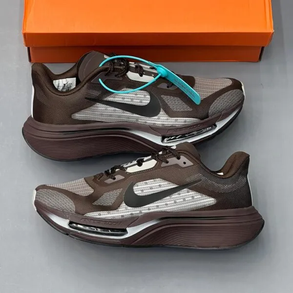 نایک پگاسوس پلاس قهوهای شکلاتی Nike Pegasus Plus 2 نایک پگاسوس پلاس قهوهای شکلاتی Nike Pegasus Plus 2