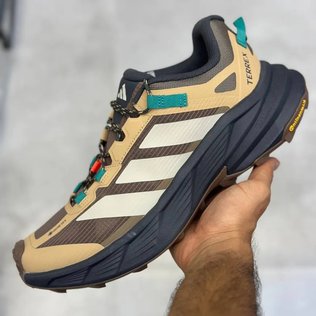 آدیداس ترکس فری‌هایکر اس‌ال گورتکس خاکی مشکی Terrex Freehiker SL GORE-TEX KJ4429