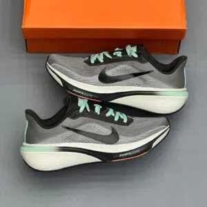 نایک ایر زوم پگاسوس خاکستری مشکی سبز نعنایی Nike Air Zoom Pegasus 42