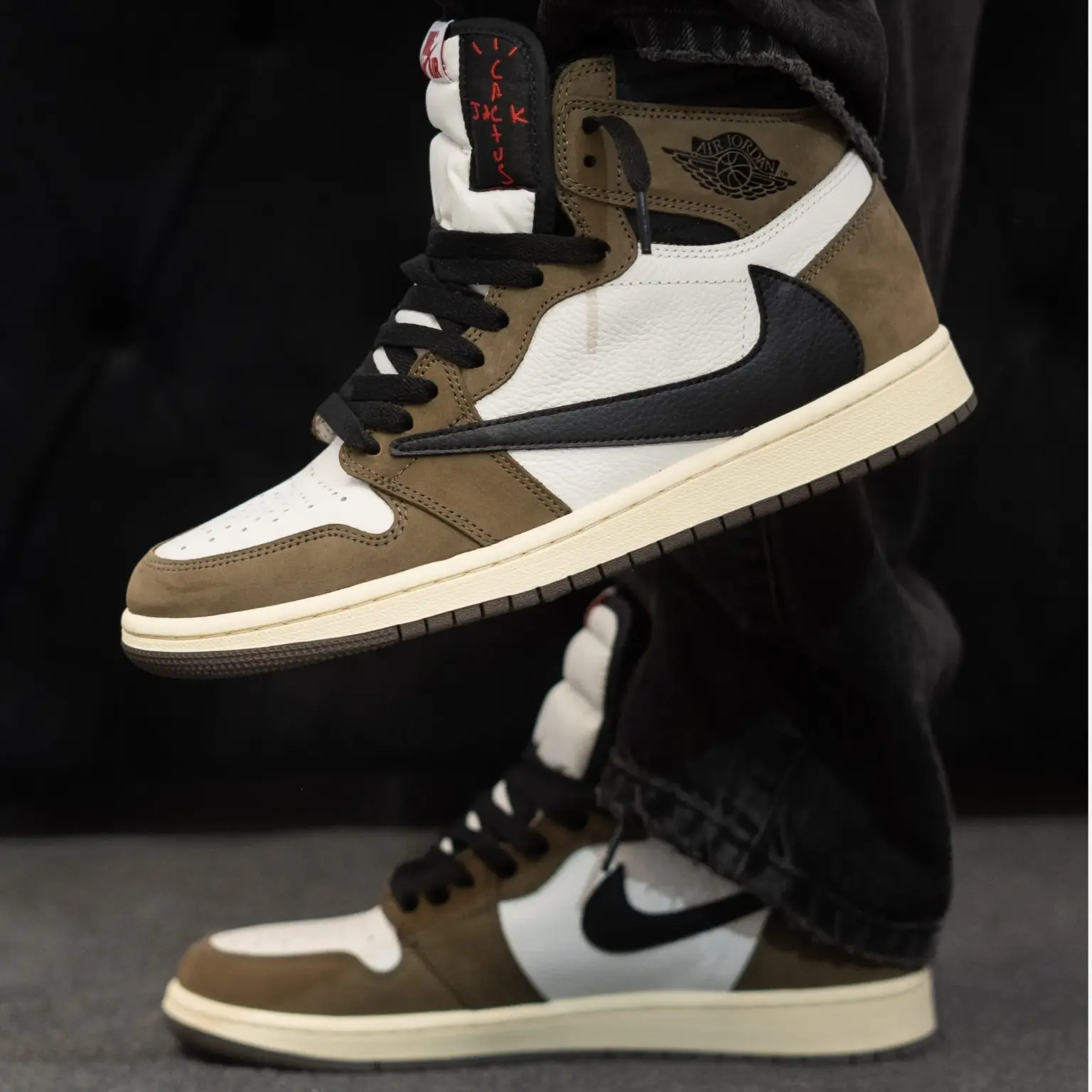 کتونی ایر جردن ۱ تراویس اسکات موکا-Nike Air Jordan 1