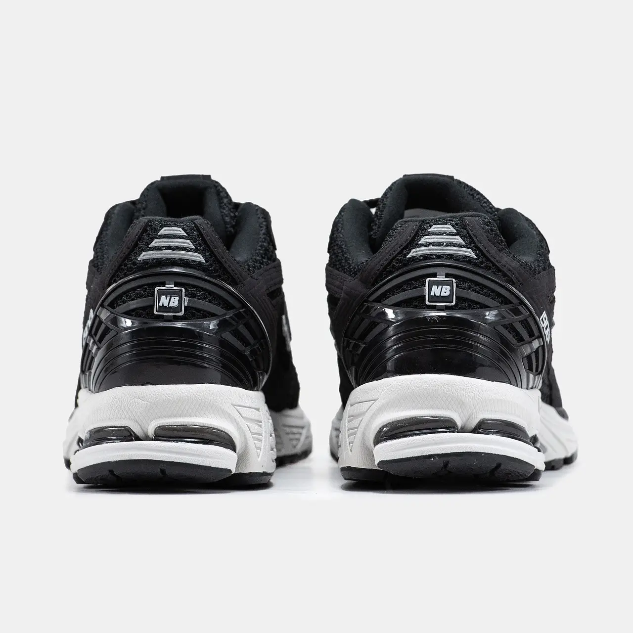 کتونی نیوبالانس ۱۹۰۶ مشکی New Balance 1906R