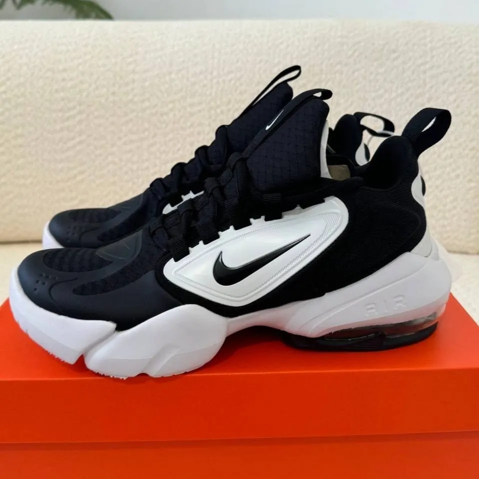 کتونی نایک سویج مشکی سفید-Nike SAVAGE کتونی نایک سویج مشکی سفید-Nike SAVAGE
