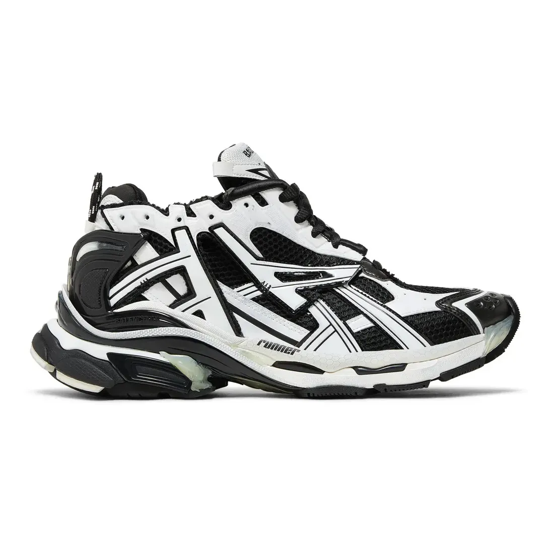 کتونی بالنسیاگا رانر مشکی سفید - Balenciaga Runner کتونی بالنسیاگا رانر مشکی سفید - Balenciaga Runner