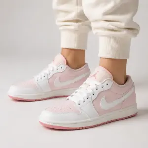 کتونی جردن 1 Low صورتی سفید-Jordan 1 low