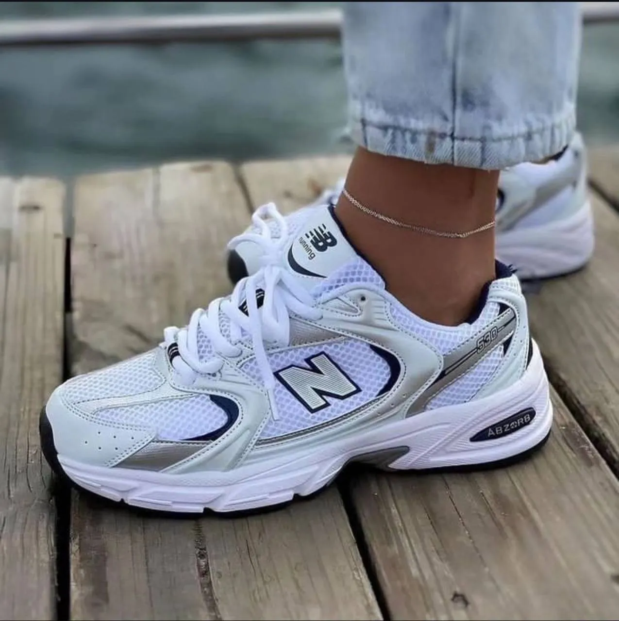کتونی نیوبالانس 530 سفید سرمه ای -New Balance 530