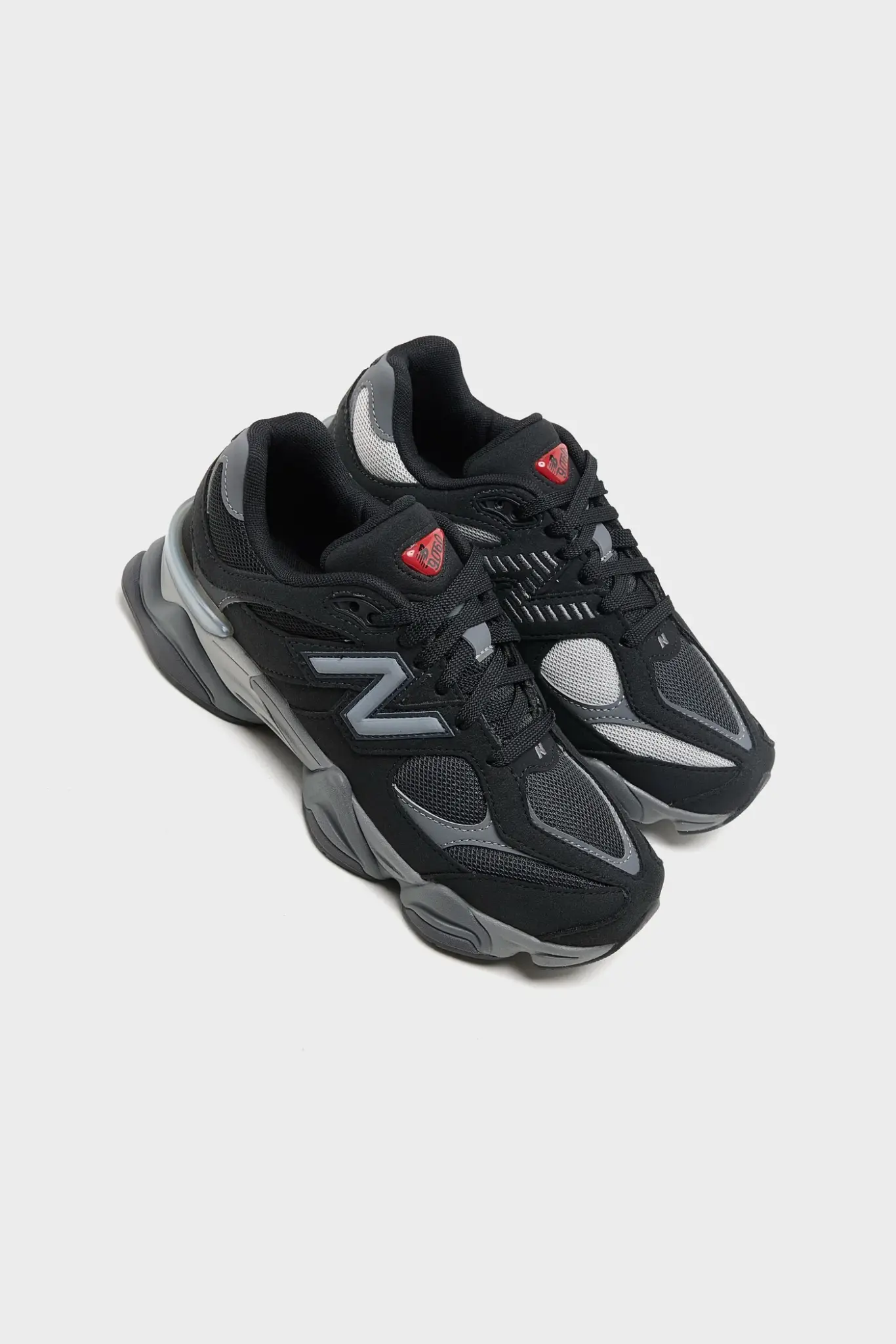 کتونی نیوبالانس 9060مشکی -New Balance 9060