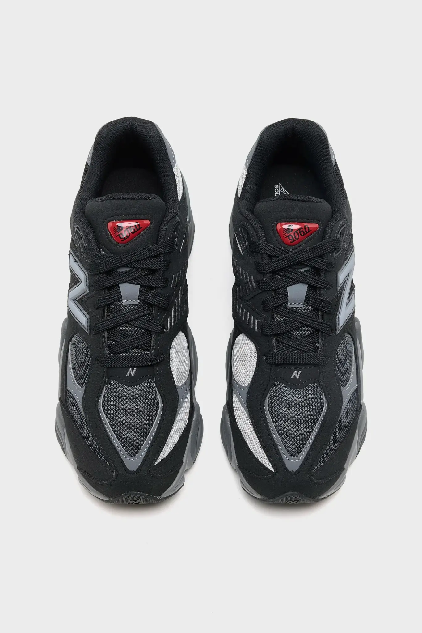 کتونی نیوبالانس 9060مشکی -New Balance 9060