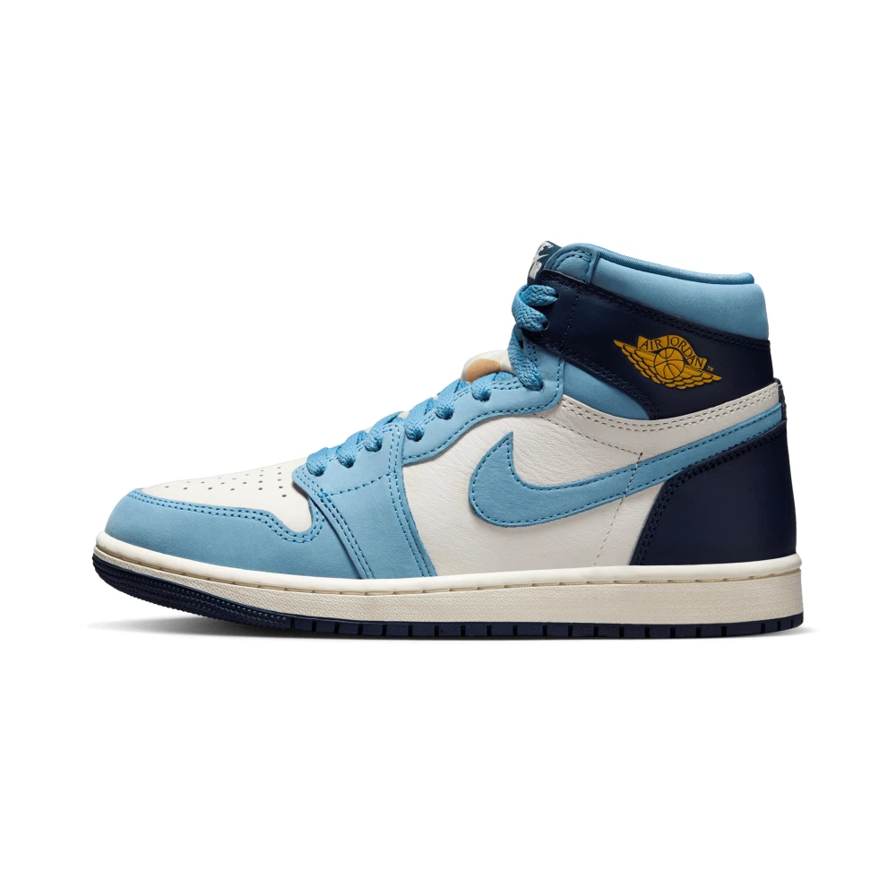 ایر جردن ۱ فرست این فلایت-Nike Air Jordan 1 FIRST IN FLIGHT