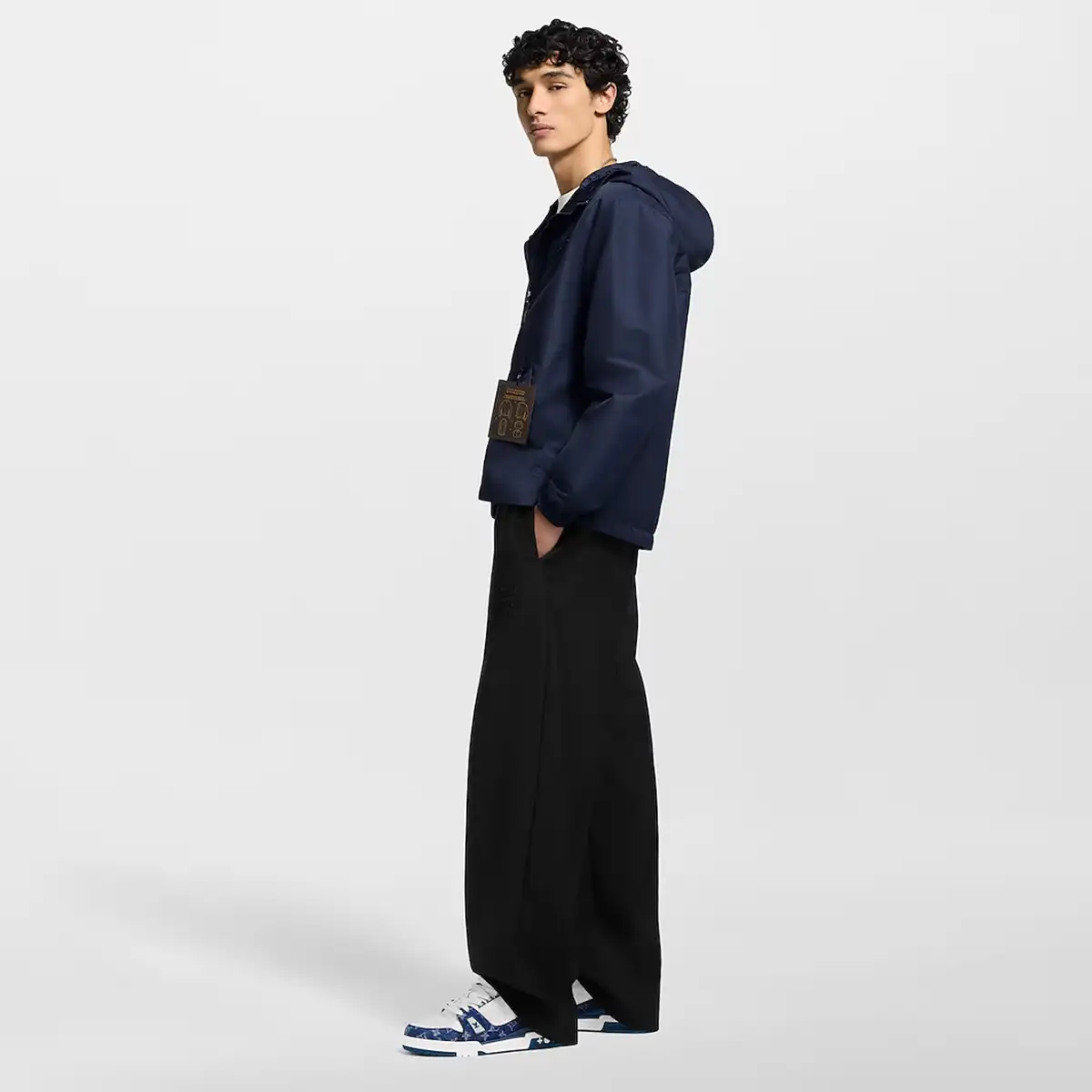 کتونی لوئی ویتون سفید سرمه ای-Louis Vuitton Trainer